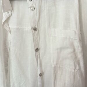 American Eagle Outfitters White Casual Button Down Shirt